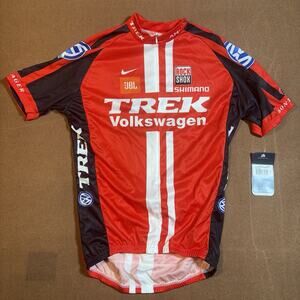 Vintage 2005 NWT Nike Trek Volkswagen Shimano Cycle Jersey T-Shirt Bicycle Bike